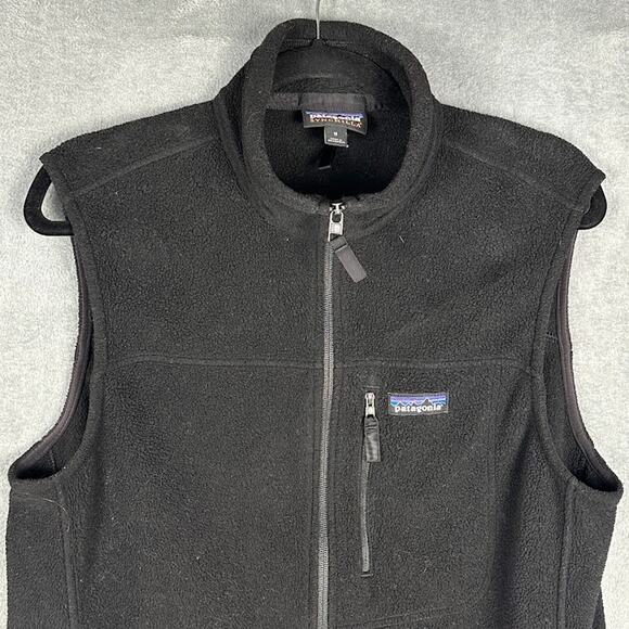 Patagonia Synchilla Vest Mens Medium Black Outdoor Hiking Comfort Classic Nature - Picture 2 of 13